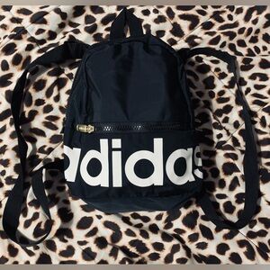 ✨Adidas Backpack✨